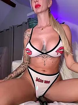 StripChat JezzyHill is Group JezzyHill — LastTpr= 18min VIDEO