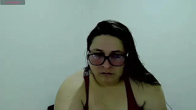 Freechat katty_femdom on StripChat