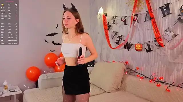 StripChat KeeleyBuoy is Freechat KeeleyBuoy — candy or?