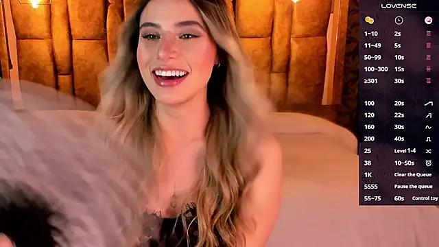 KiaraCarter's avatar