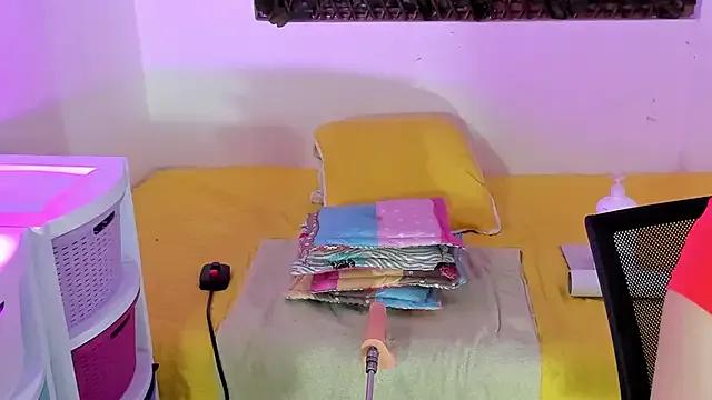 Private KimberlyJohnsoon on StripChat