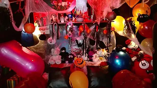 StripChat kureiji_hentaii is Freechat kureiji_hentaii — Happy Halloween Girls