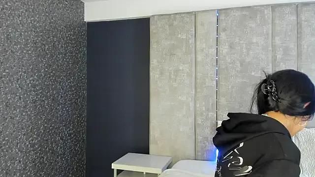 Private Larabrooks on StripChat