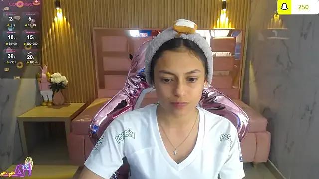 Freechat lilith_petit_sub on StripChat