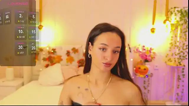 StripChat Lolly_Neal is Freechat Lolly_Neal — sensual booty movements