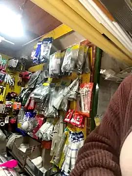 Freechat MADAME-ARLETTE on StripChat