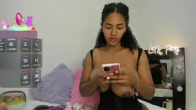 Freechat Mia_sweet80 on StripChat