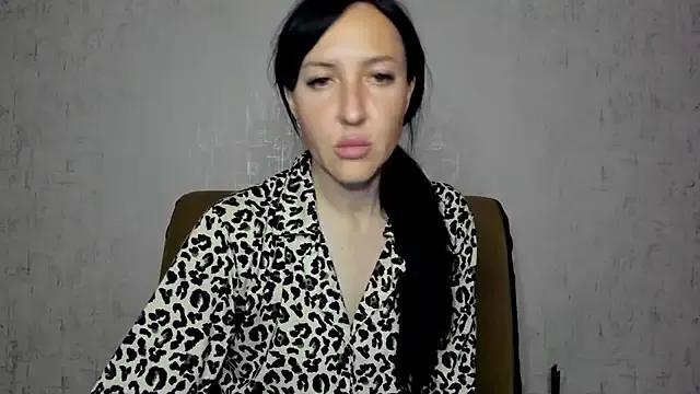 MissGulia on StripChat 