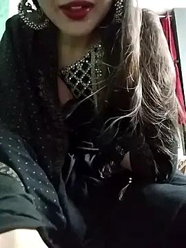 Noor_Darliing on StripChat 