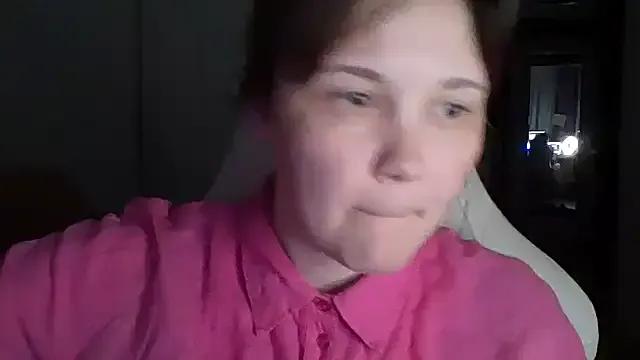 Freechat Qaynii on StripChat