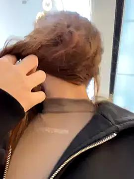 StripChat QuitieLia is Freechat QuitieLia — Make my pussy wet