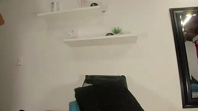 Freechat raven_lilith_ on StripChat