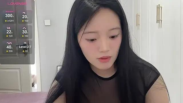 Freechat rose-u on StripChat