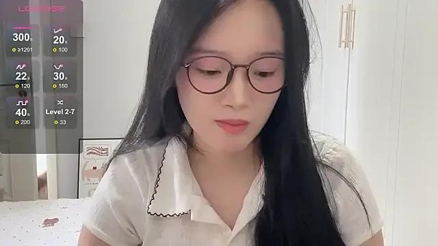 Freechat rose-u on StripChat