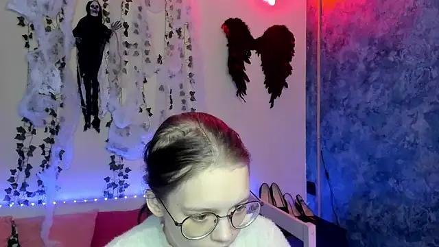 StripChat shy_elina01 is Freechat shy_elina01 — Cute decorations for dresses