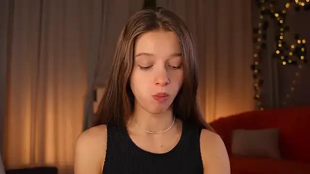 StripChat UdelaHathorne is Freechat UdelaHathorne — cleavage tease