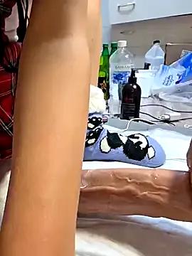 Freechat zasmin3 on StripChat